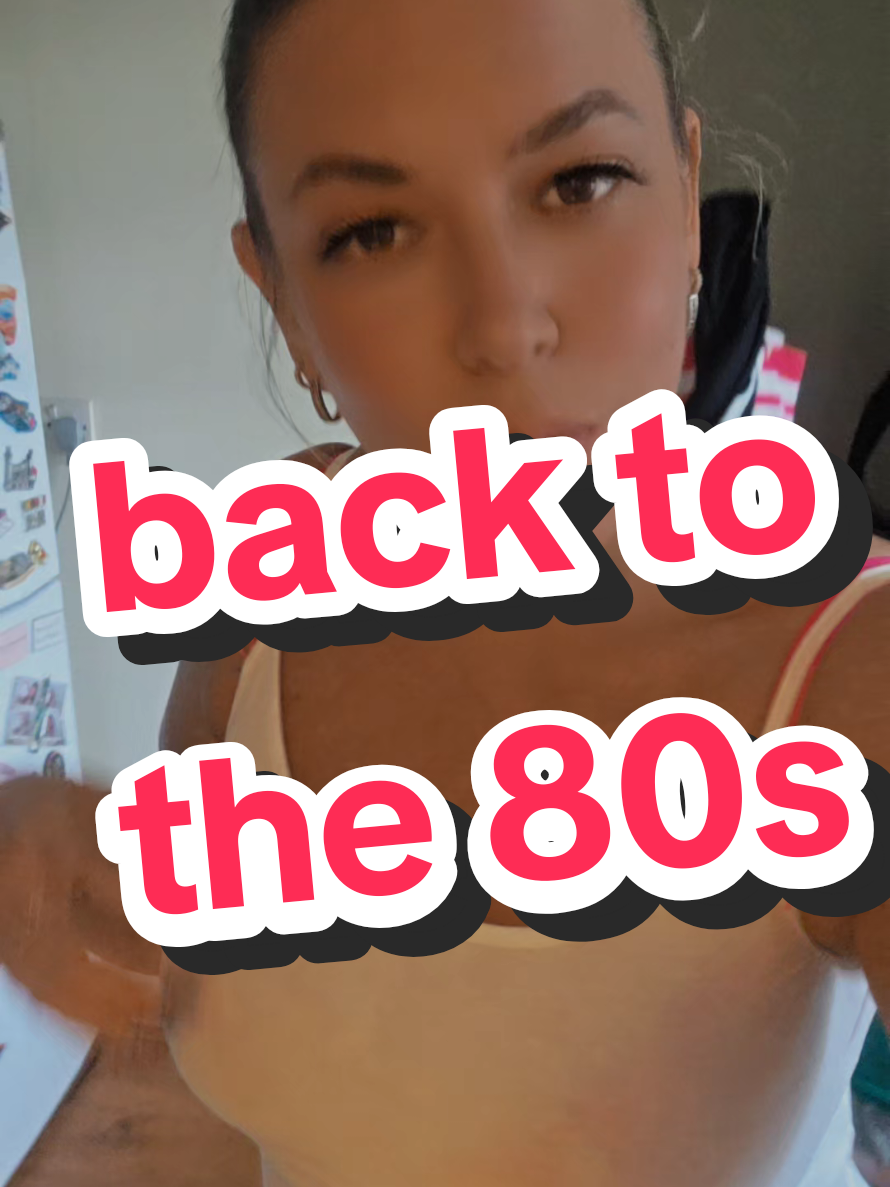 @maisielew09