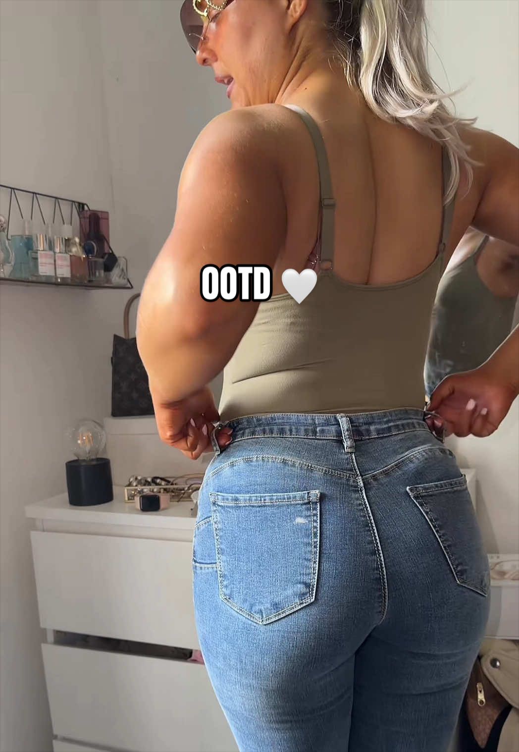@Chlo🎀