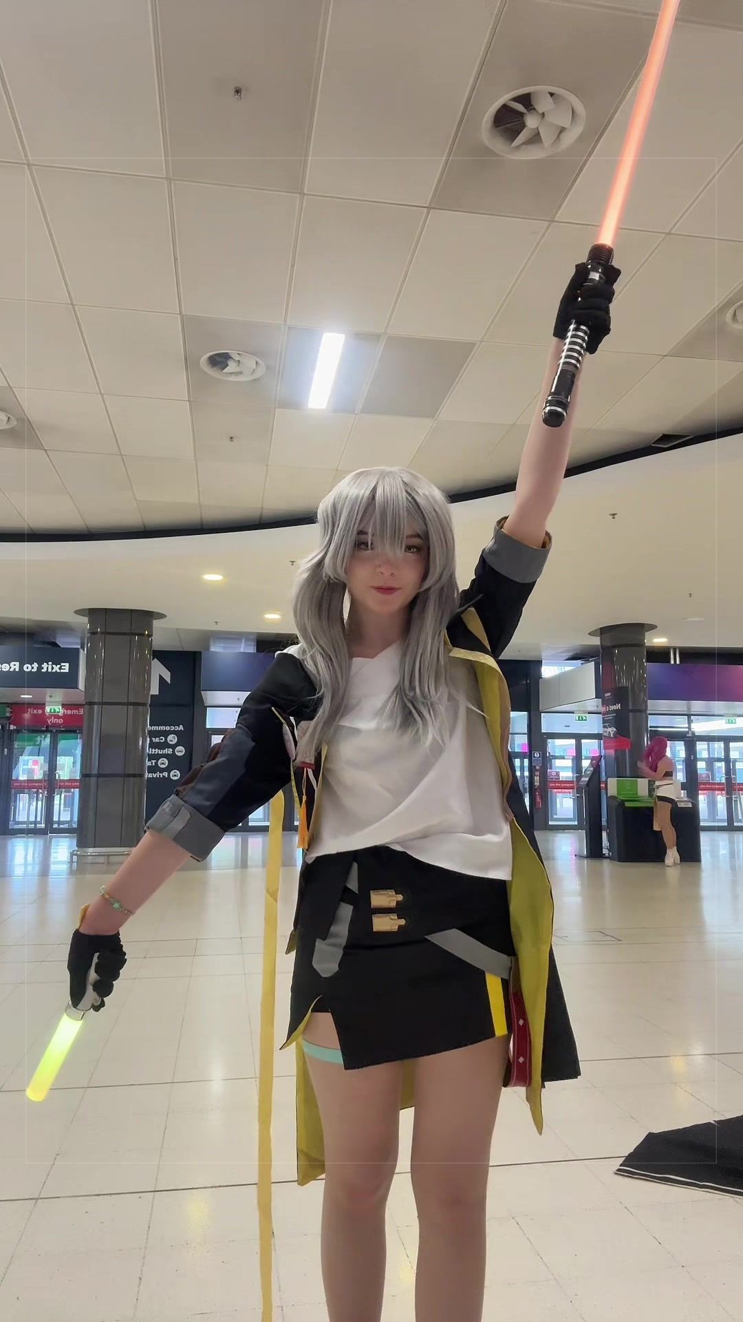 @madelorian🔜Megacon Manch