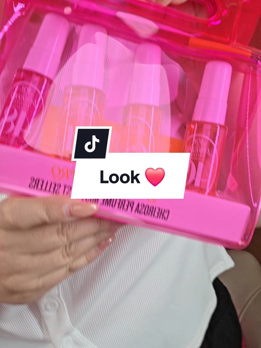 @Becky | Fashion ✨ Beauty