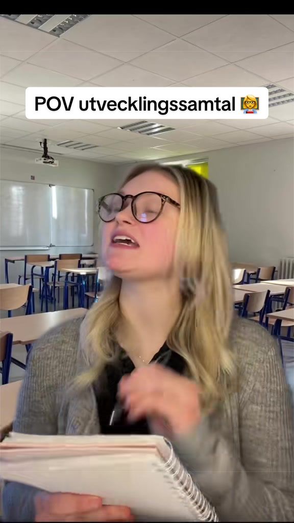 @Blondie