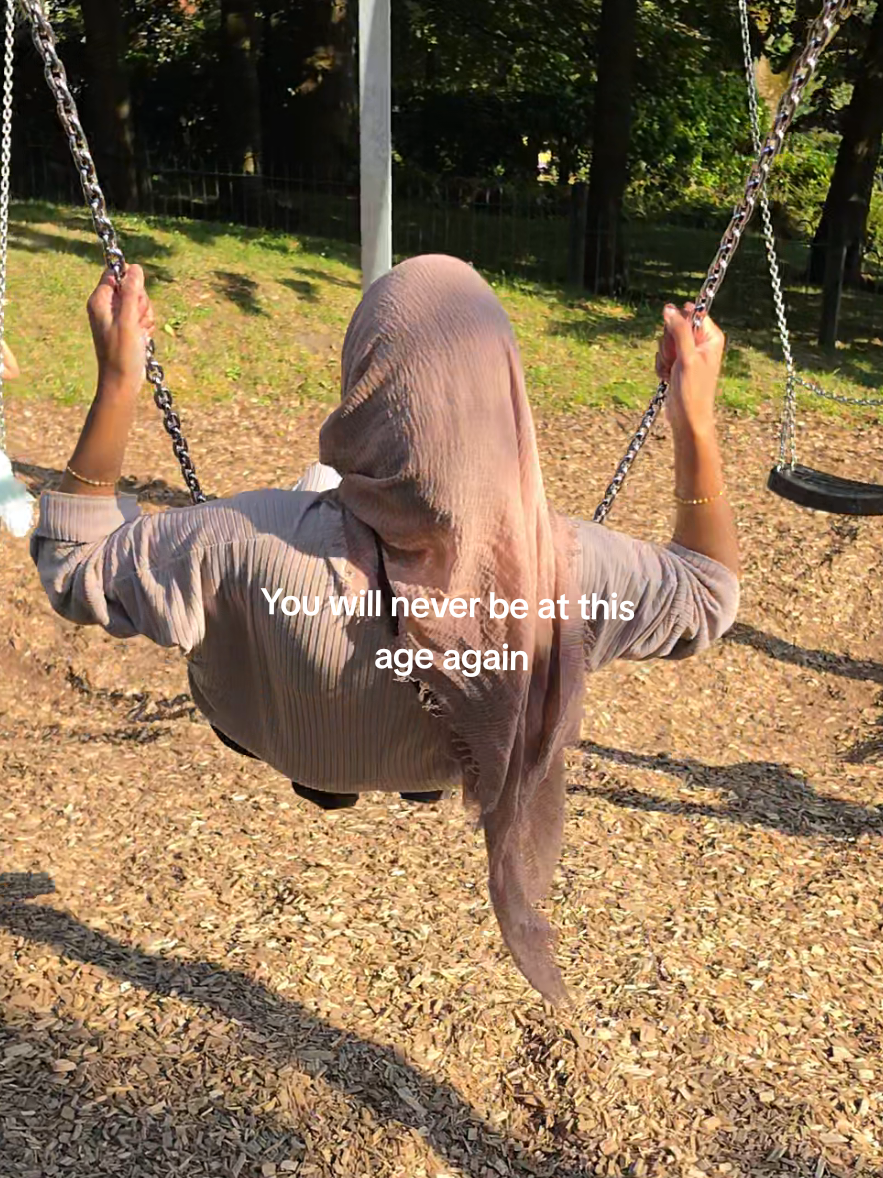 @🧕🏽