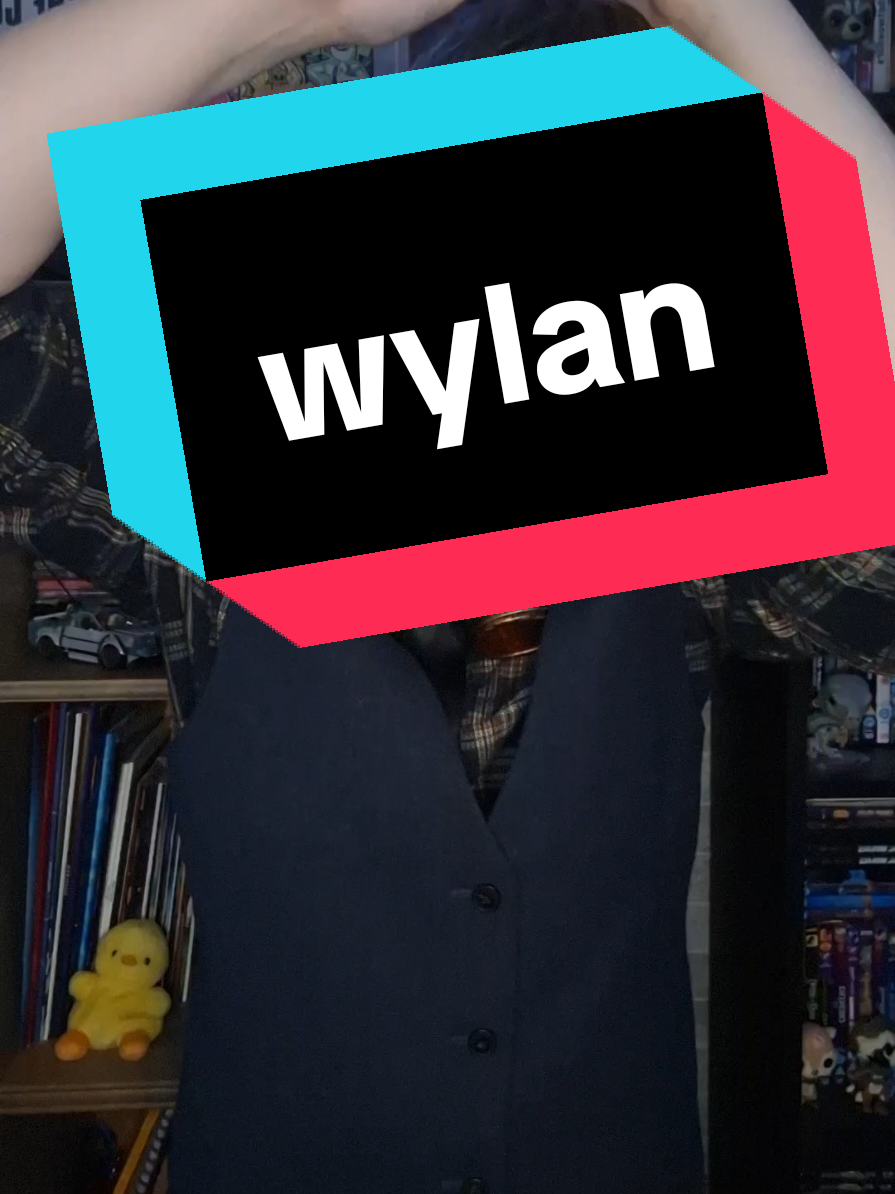 @Wylan Van Eck's lost twin