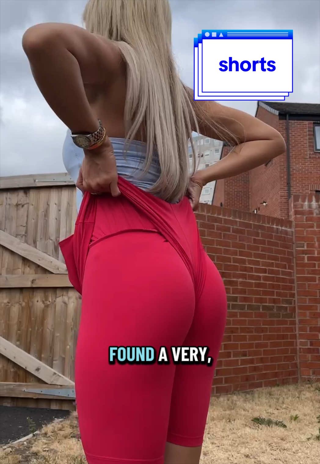 @shopwithlaursellis