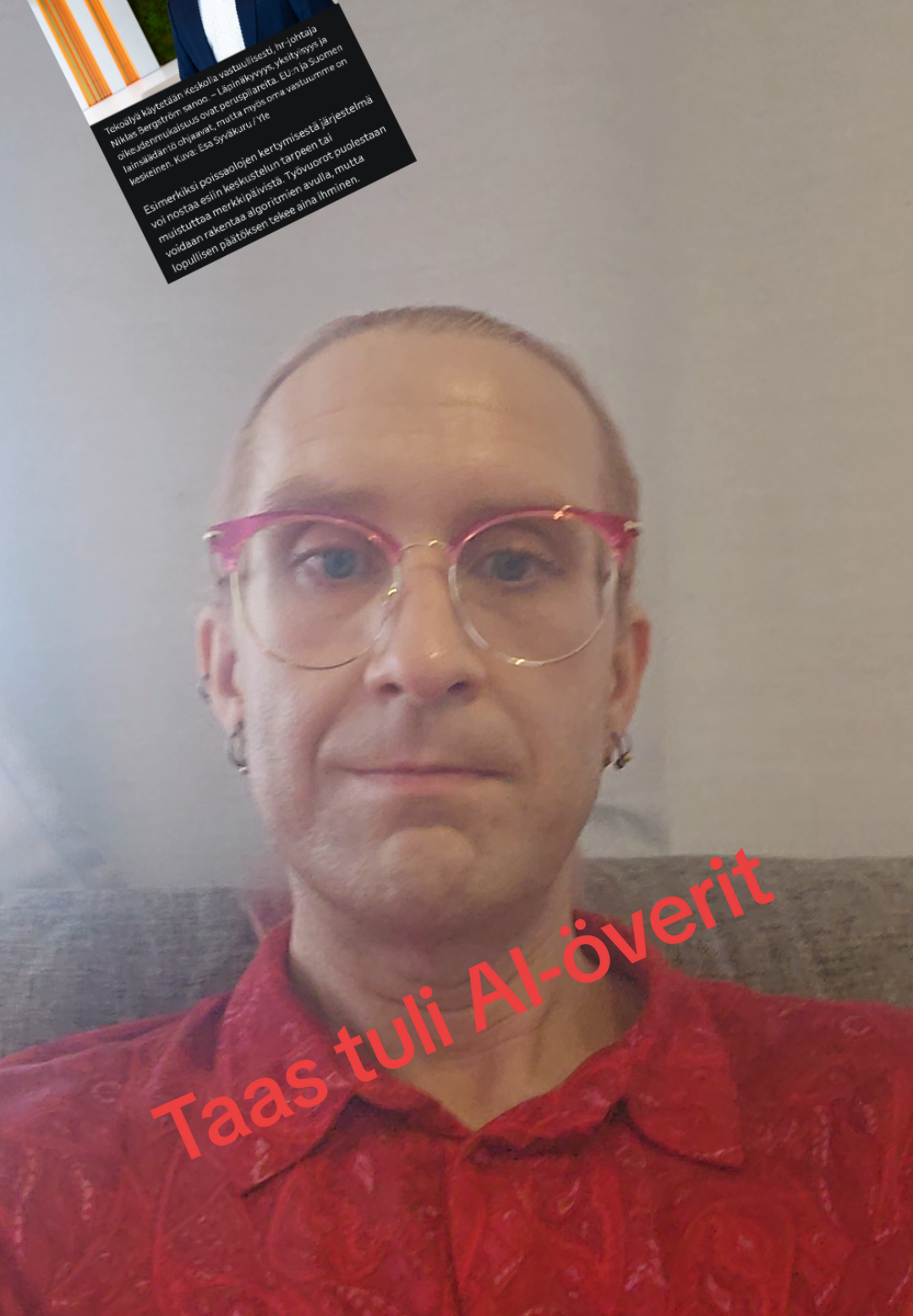 @Aaro Hallamurto. Vasentaja.