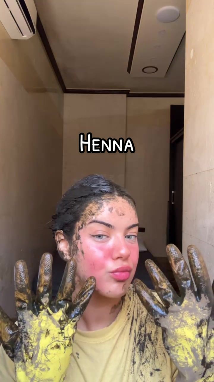 @aya_monah