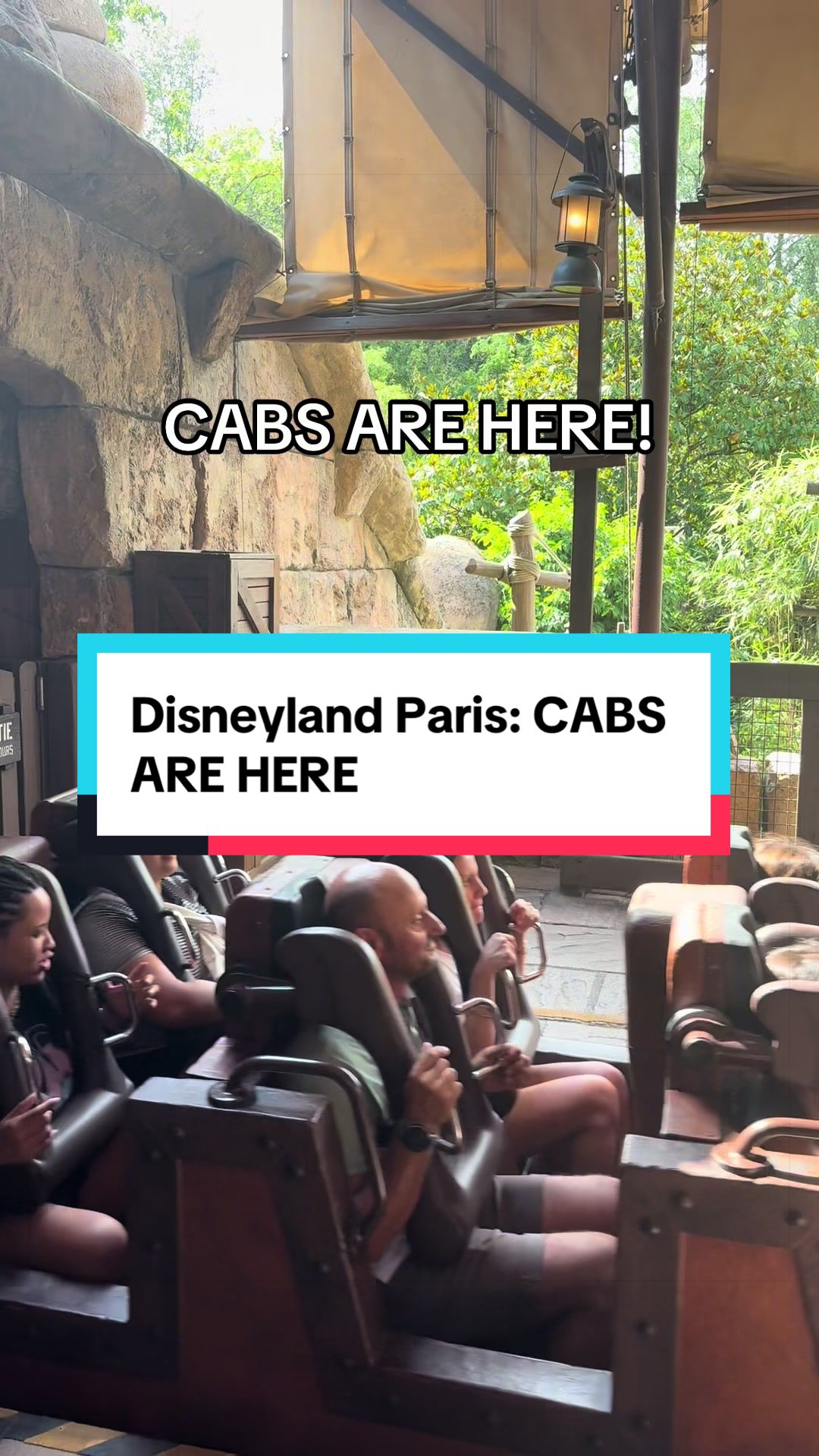 @Em & Step | Travel & Disney ✈️