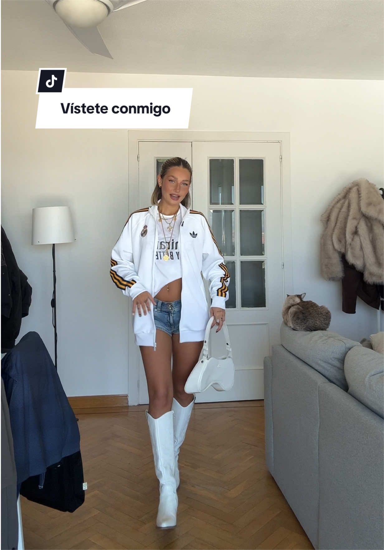 @Sara &Aacute;lvarez