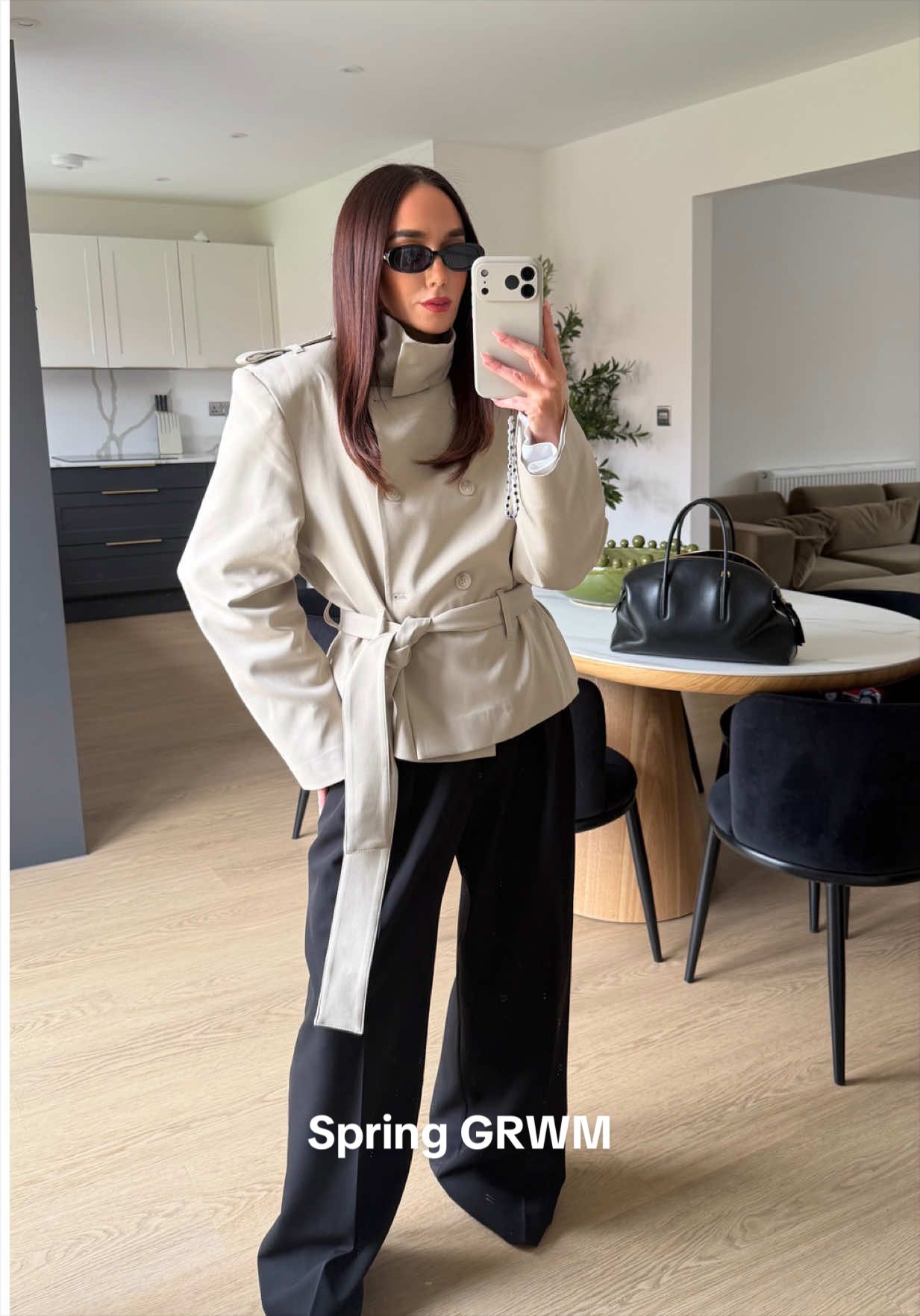 @Lauren Paxton Fashion Stylist