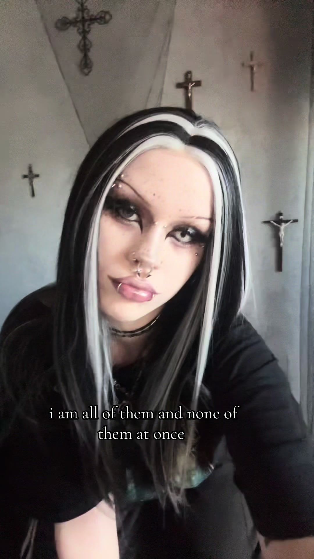 @palesw0rdsgirlx