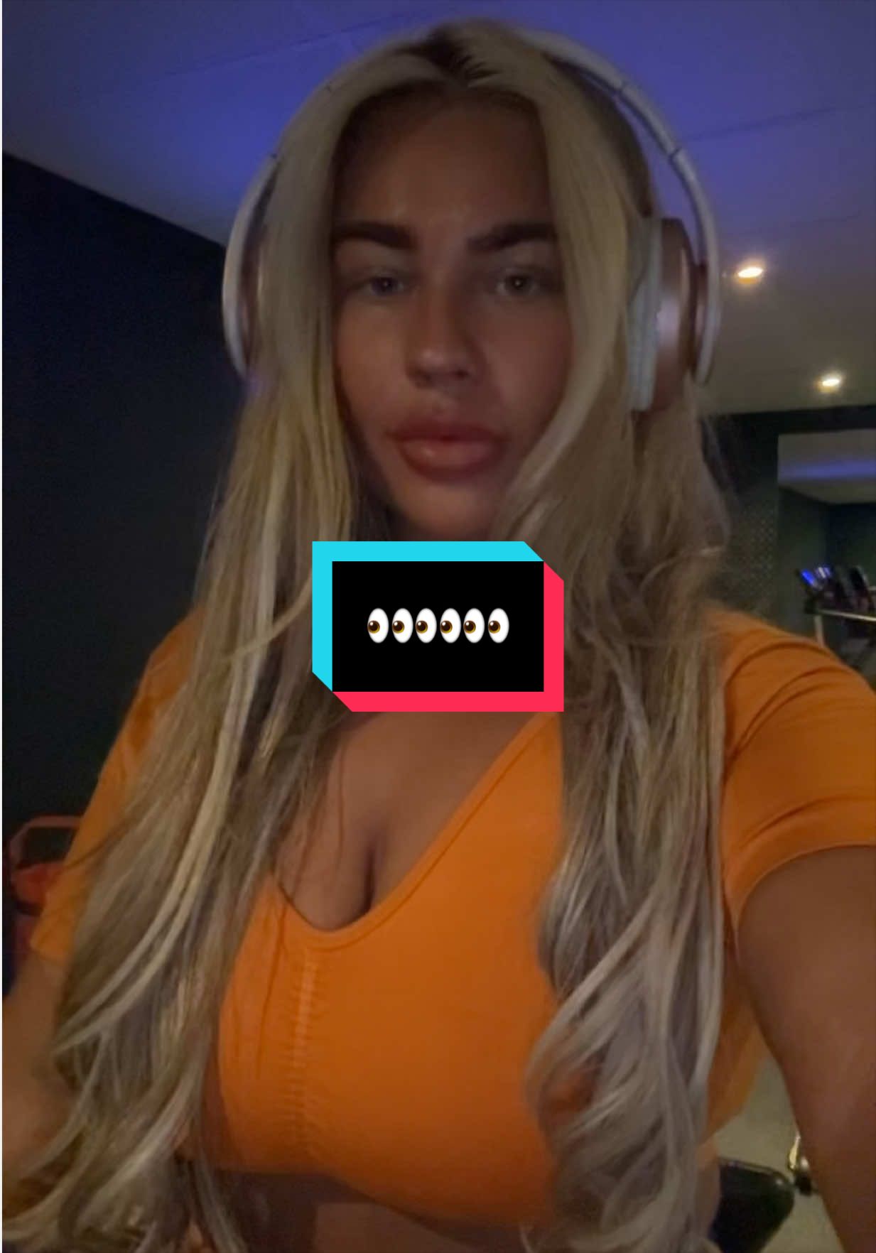 @SheGlowsByNicole