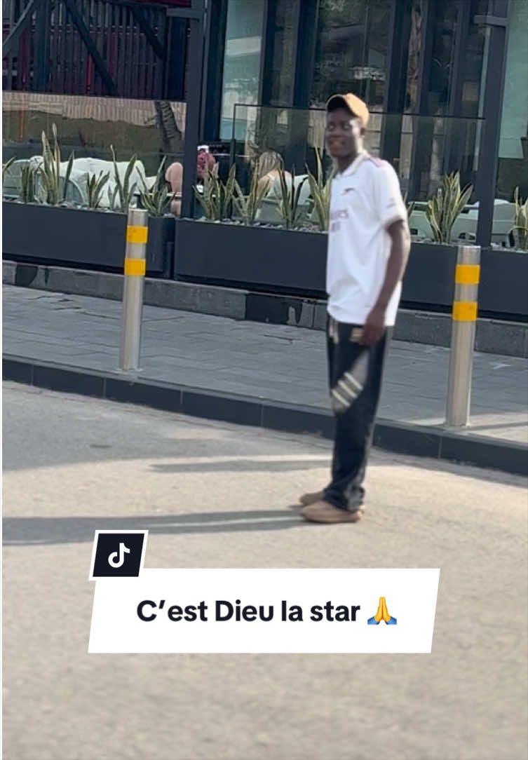 @Arcel🇫🇷🇨🇲