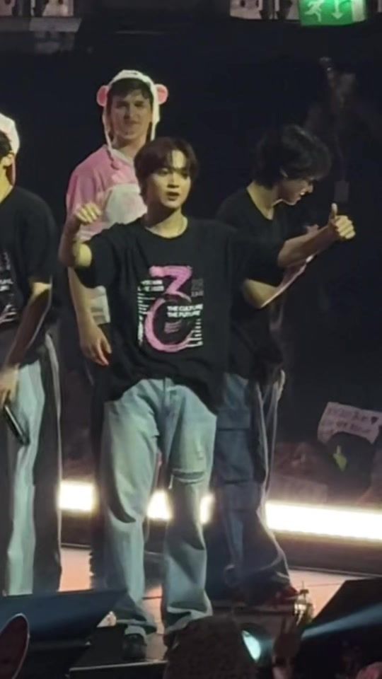 @hugs2hyuck