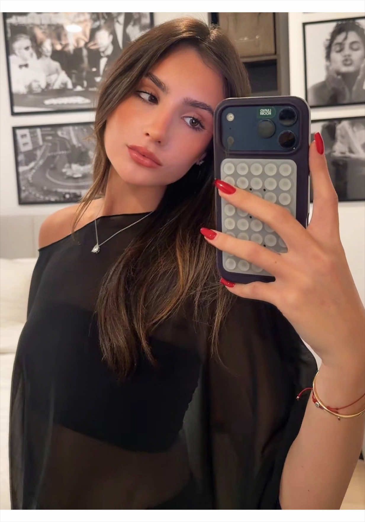 @Victoria🧿