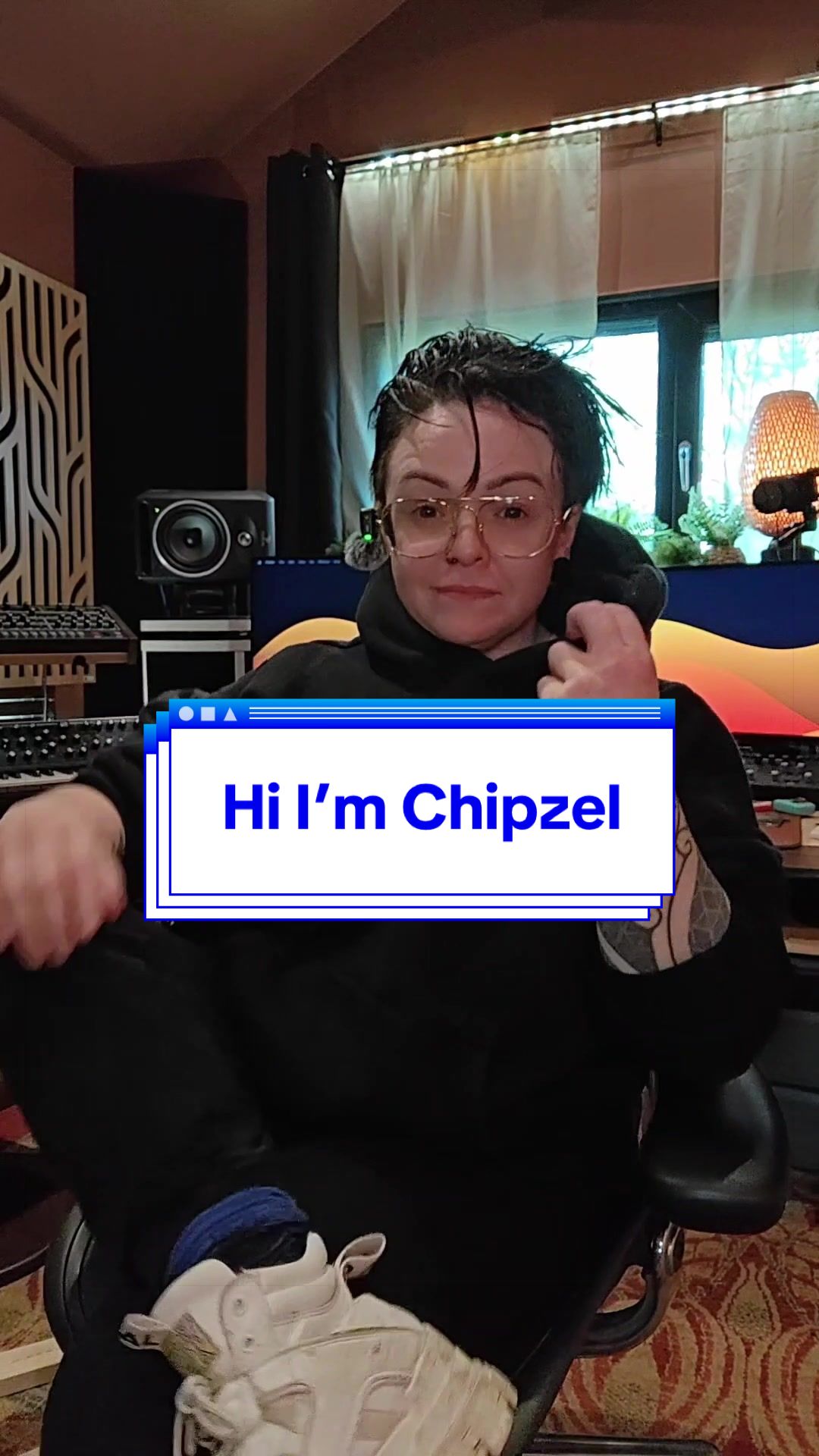 @chipzel