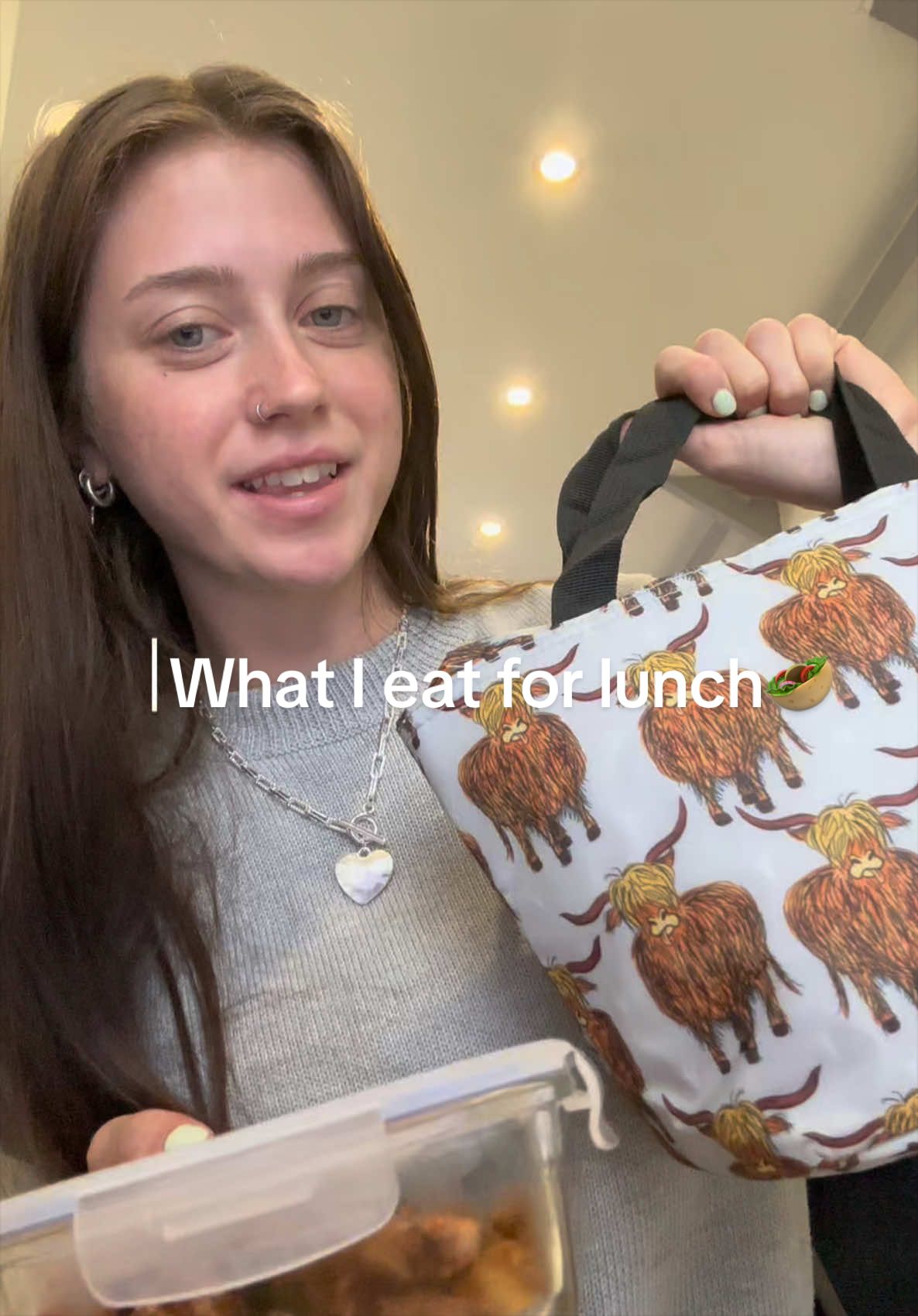 @lucy
