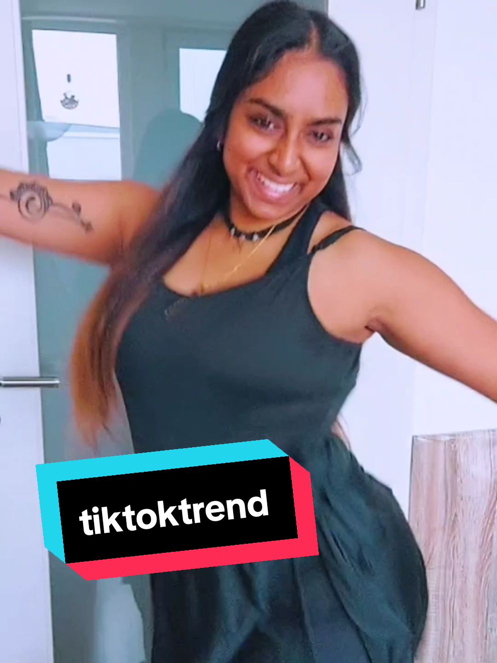 @WhoAmISarah