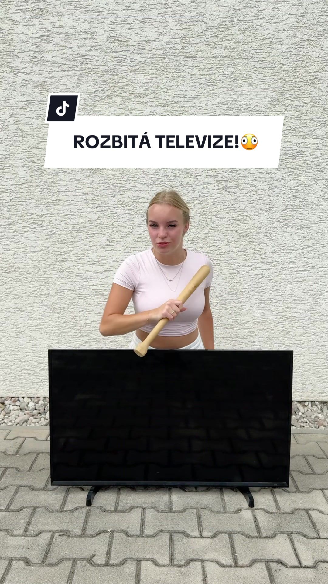 @nellyapetaa
