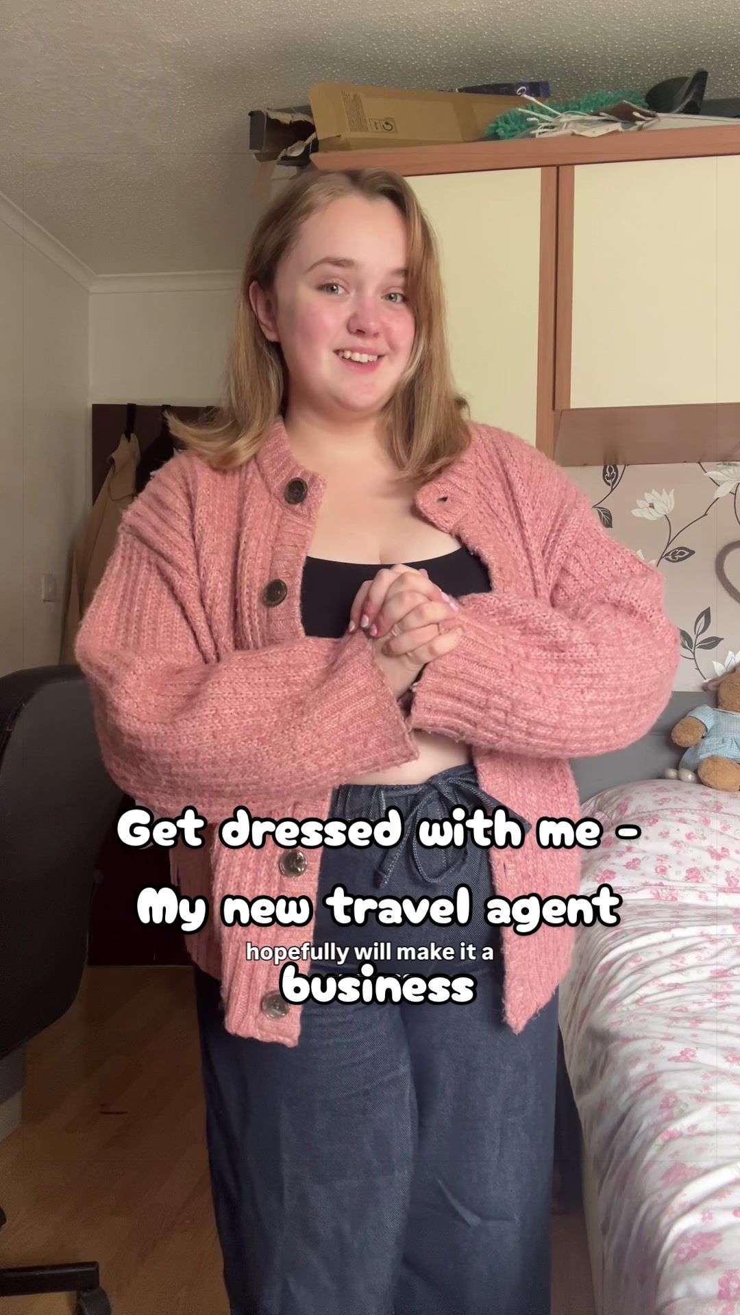 @chloe.holmes