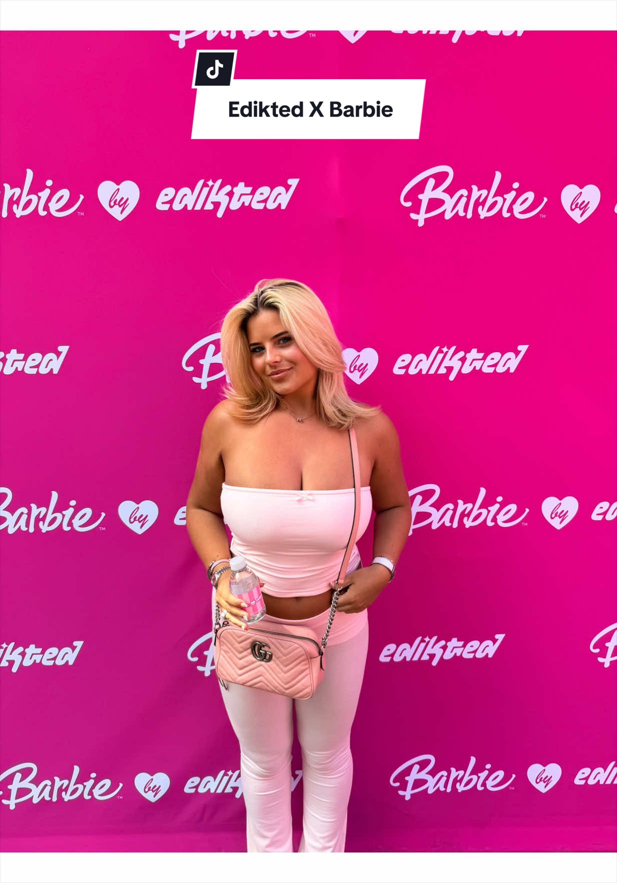 @Apollonia Llewellyn