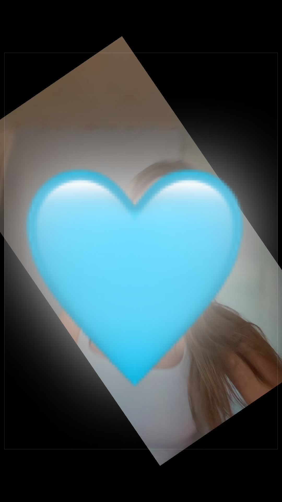 @๐๐๐ข๐ญ๐ฅ๐ฒ๐ง๐ง ๐ซถ๐ผ♥๏ธ