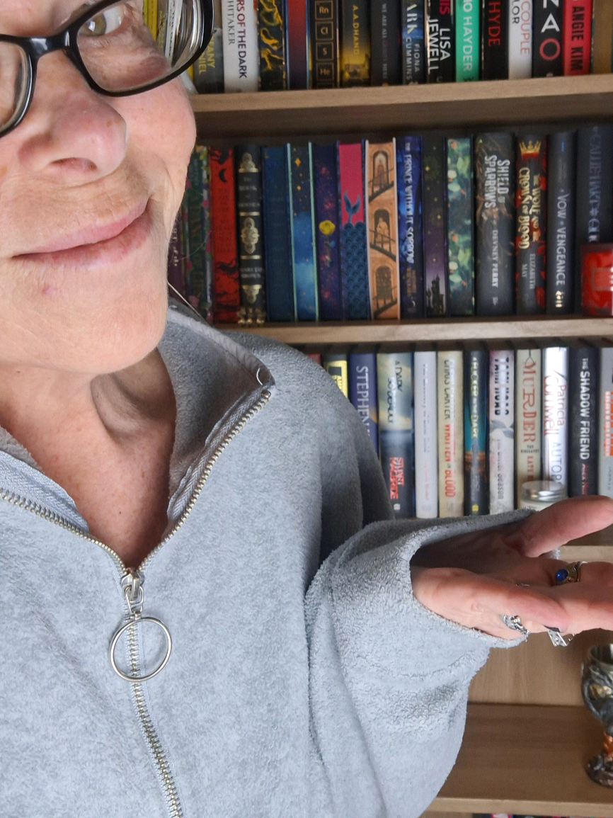 @Noelle📚 Book Recs & Writer