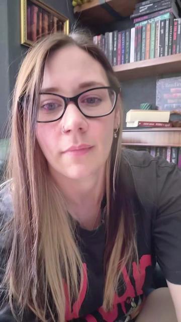@Spine_cracker_Kala📚