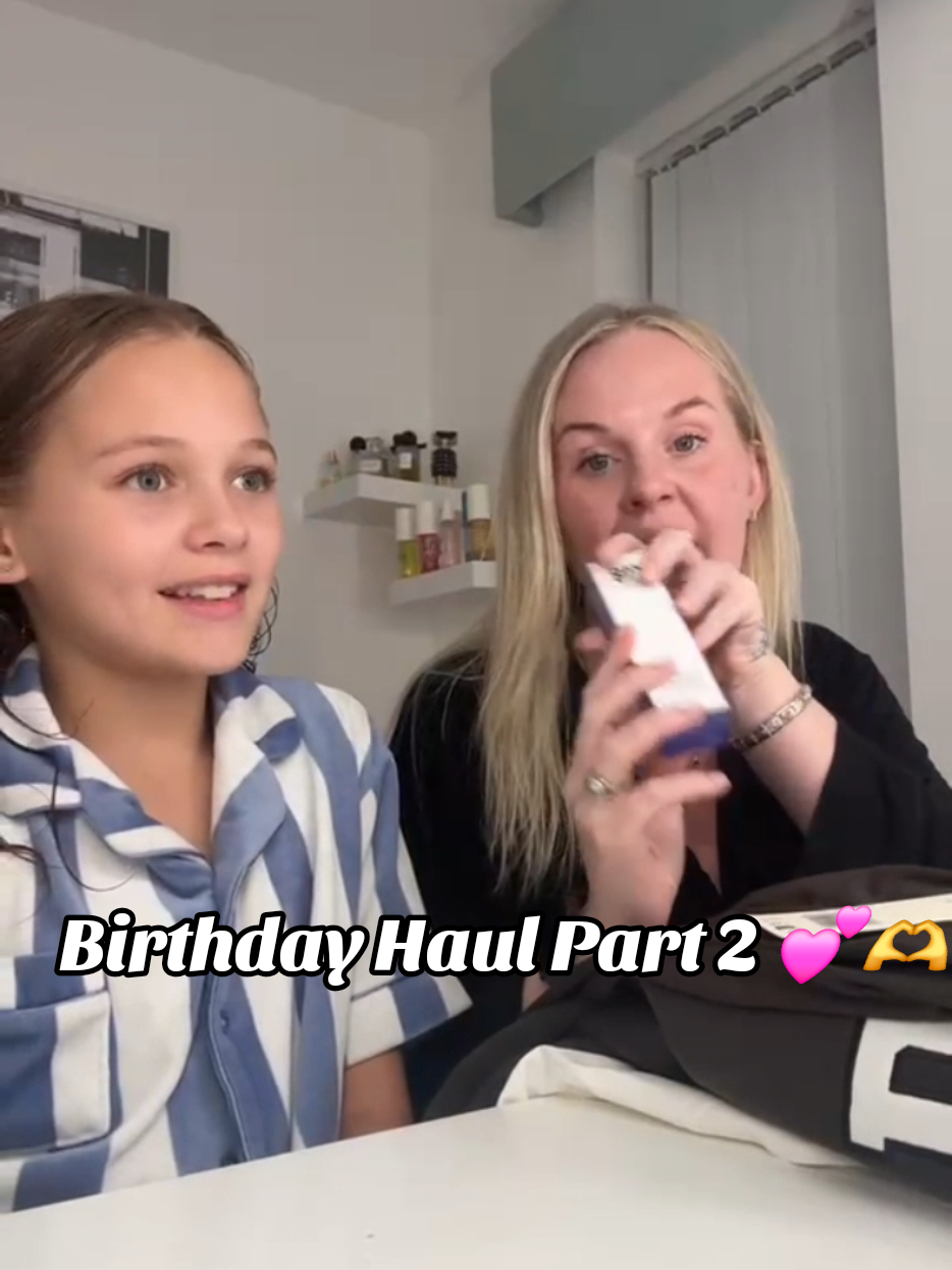 @inbrookesworld_withMum