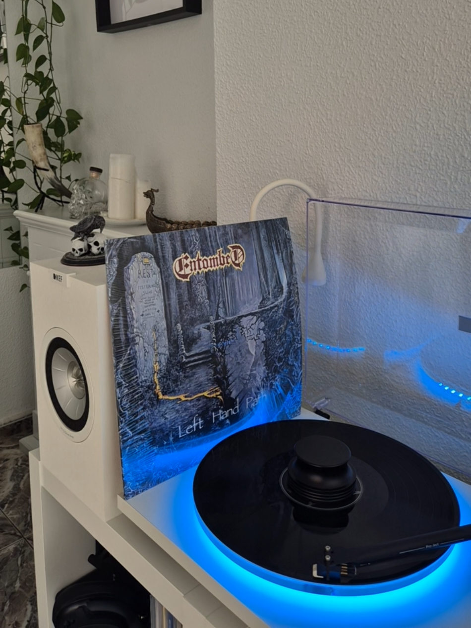 @r.vinylcollector