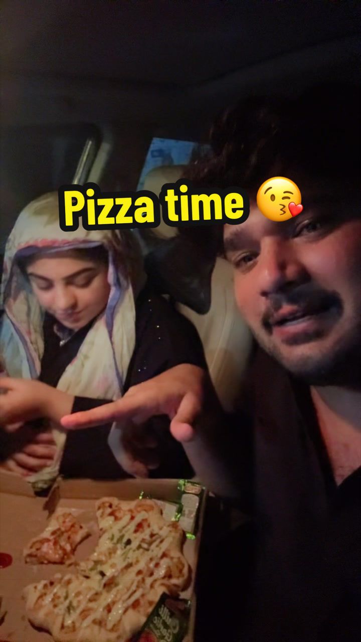 @Zillyeshahlive