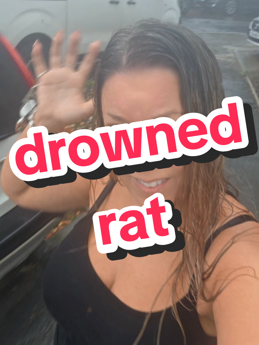 @maisielew09