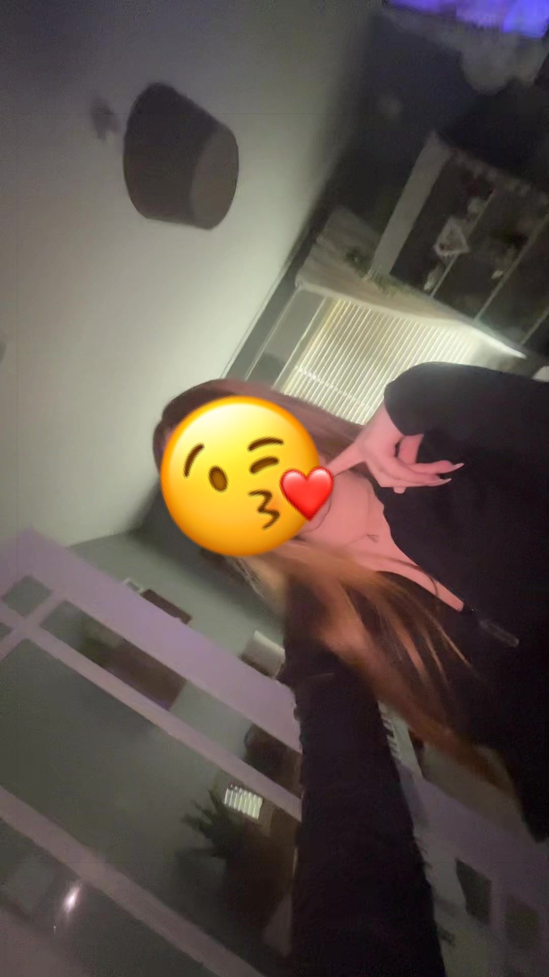 @๐. ๐ ๐๐ค