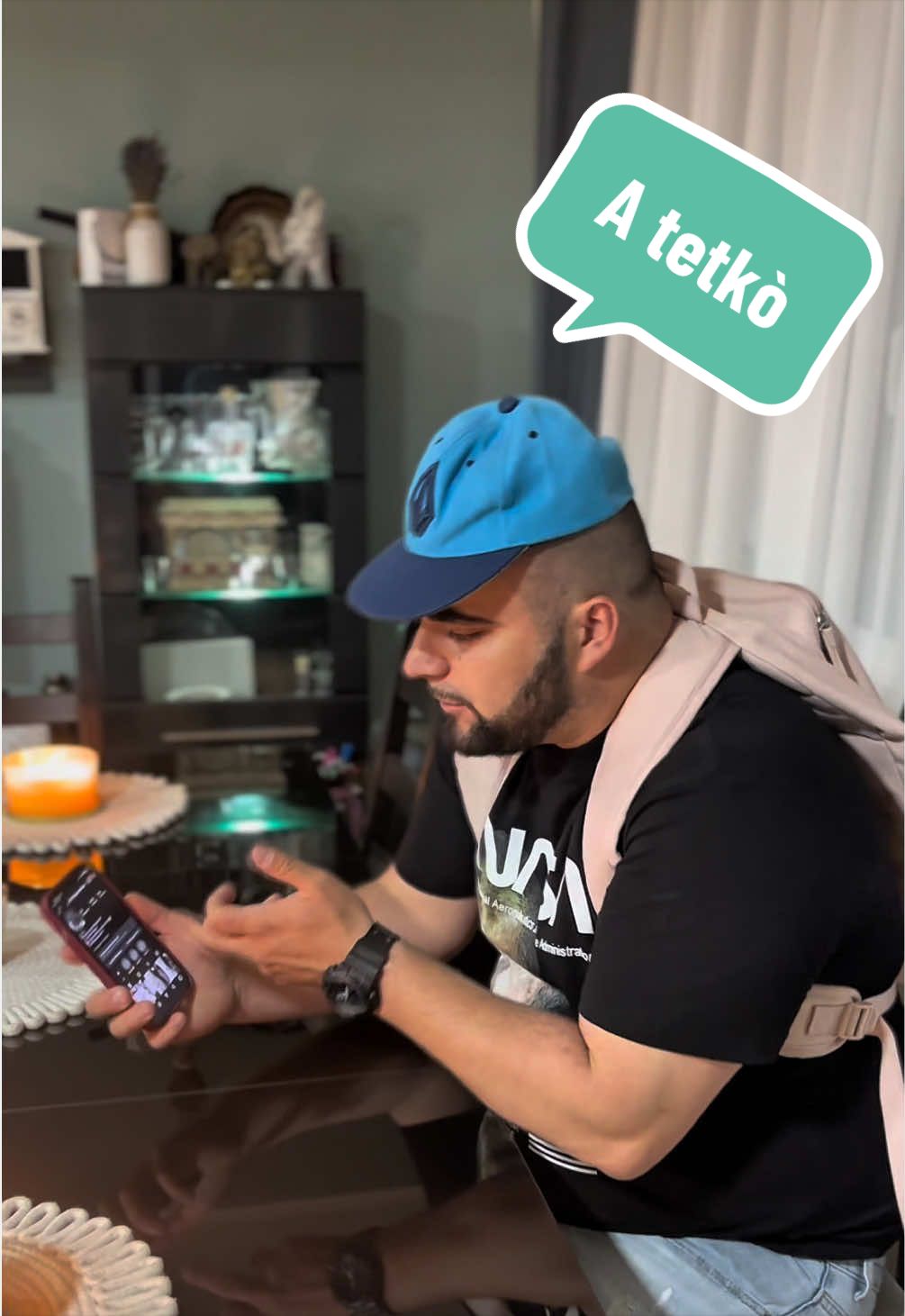 @KicsiV&aacute;ri
