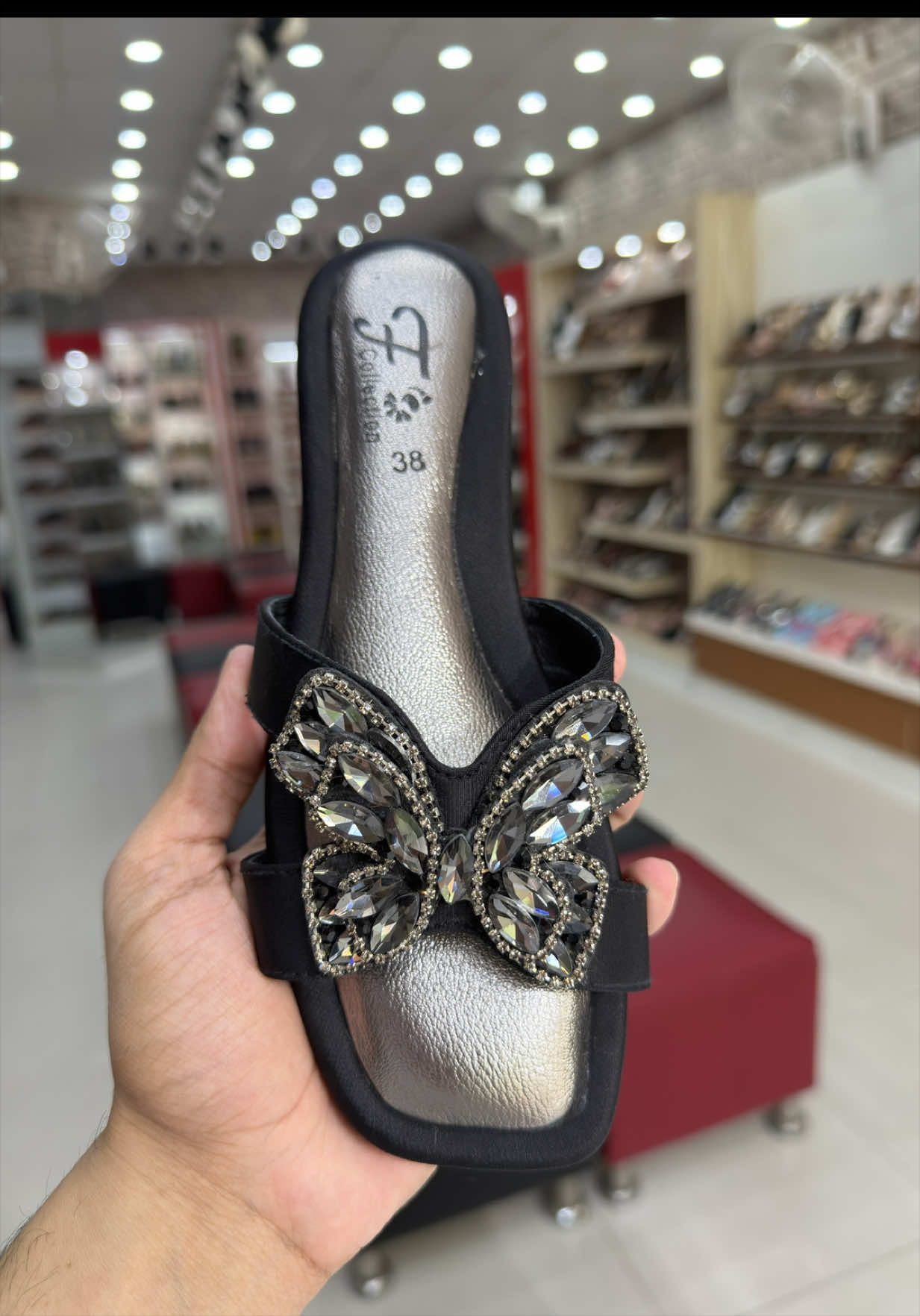 @English shoes Layyah