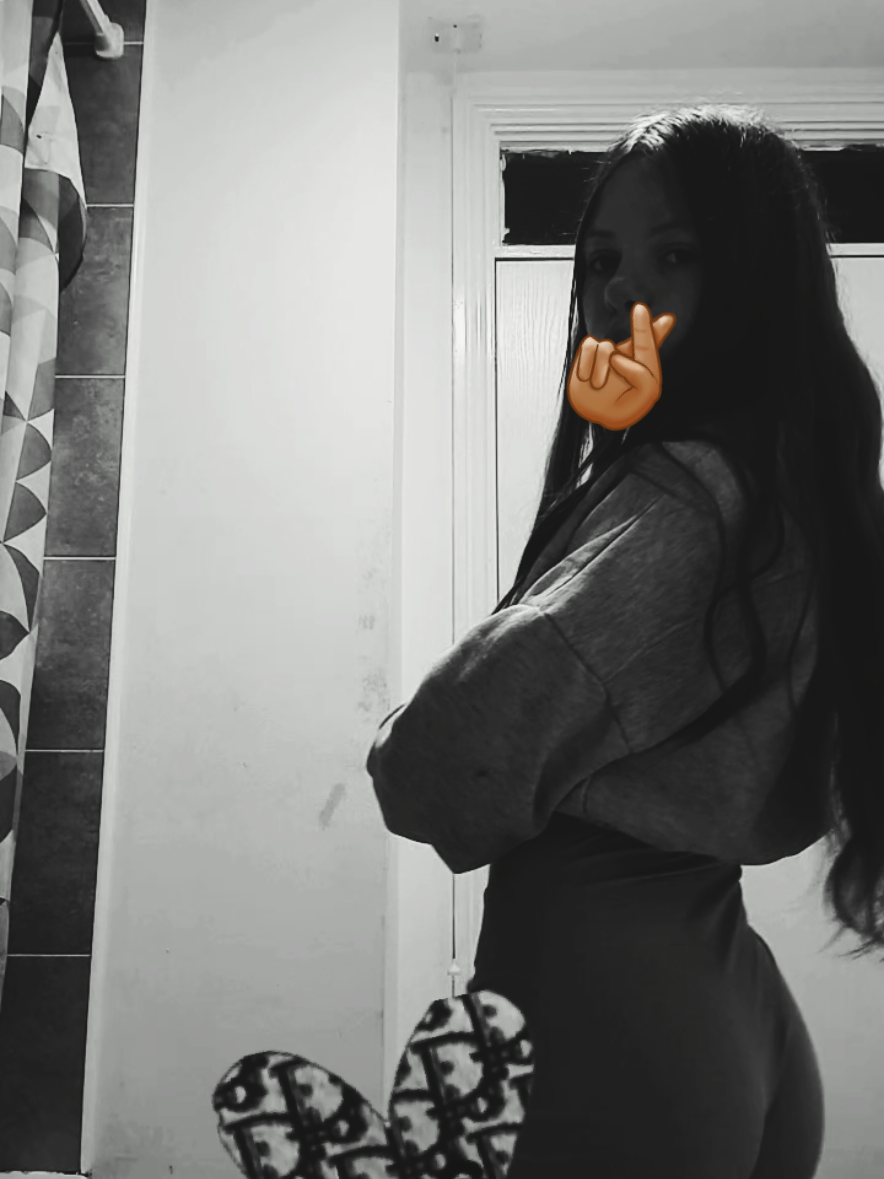 @𝑀🧟&zwj;♀️