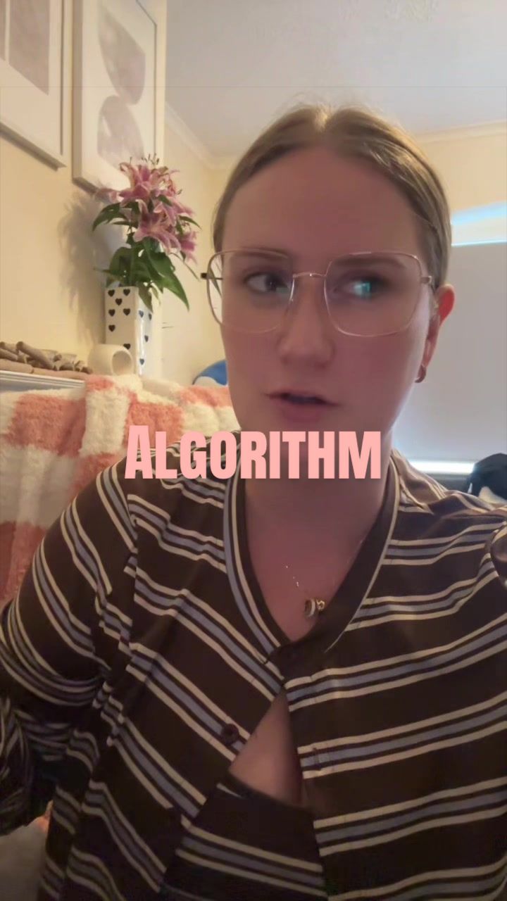 @courteneyjayne
