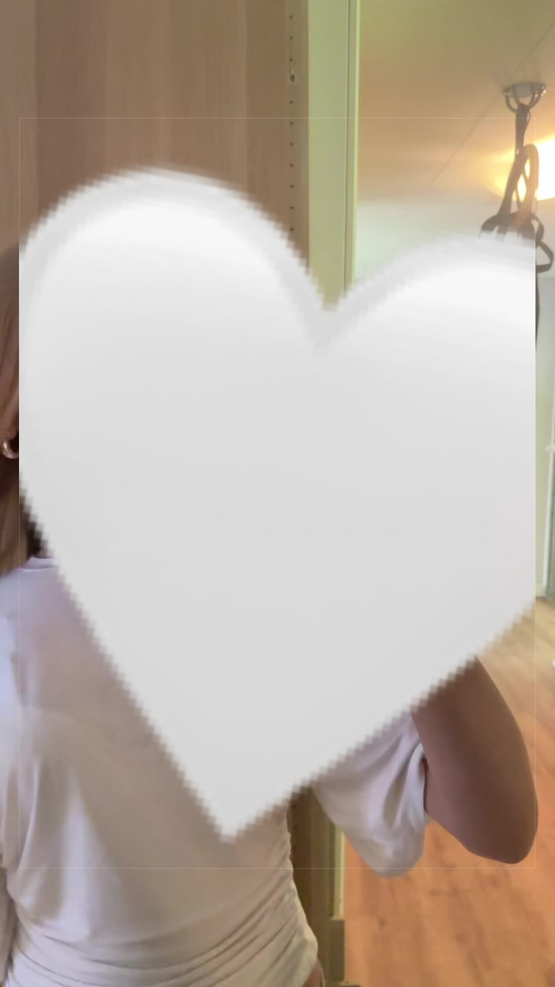 @ella