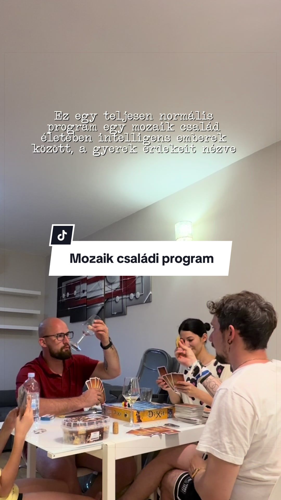 @MásképpGondolkodó
