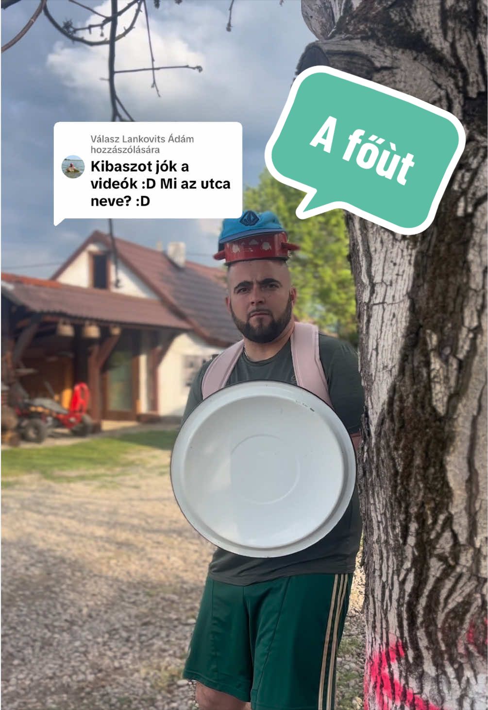 @KicsiV&aacute;ri
