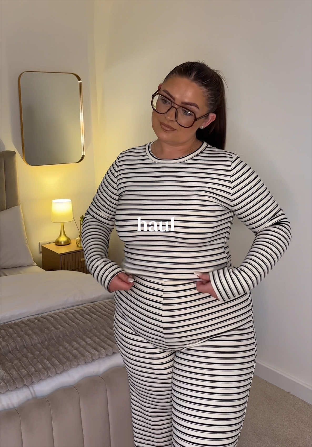 @findsbymols