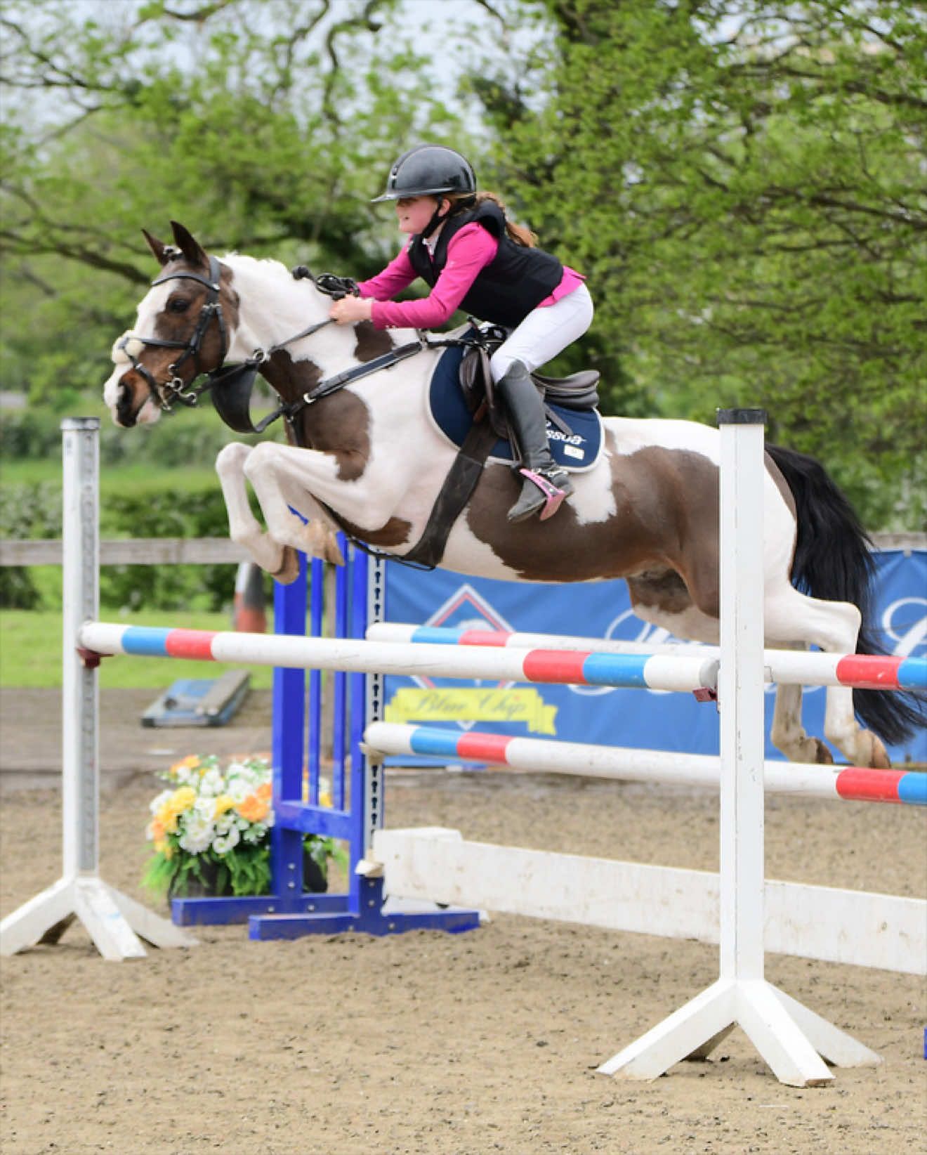 @Jumping With Ivy