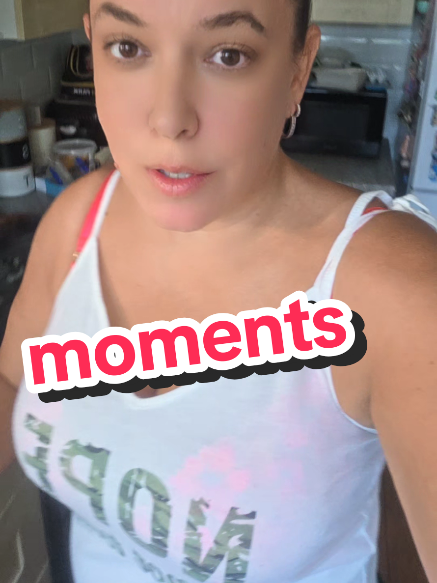 @maisielew09