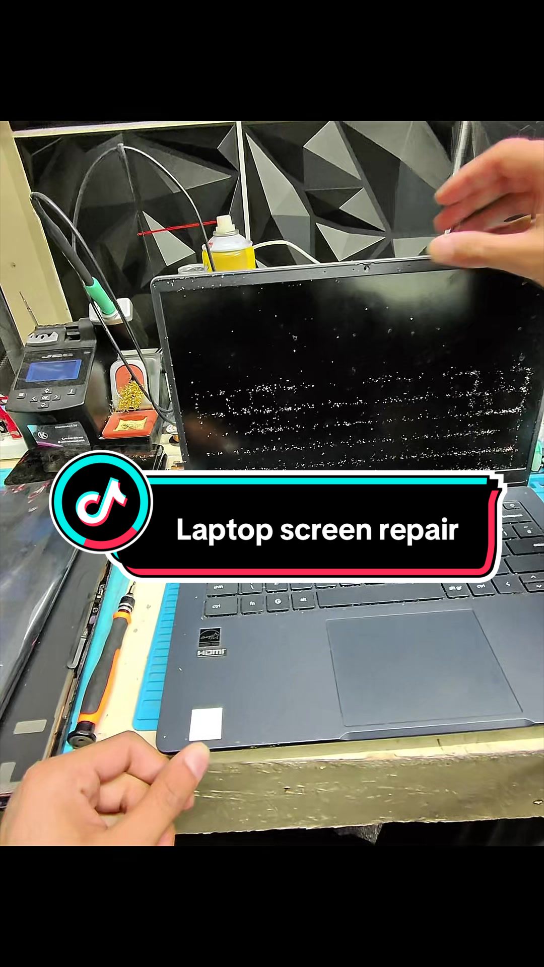@Phones+Tech