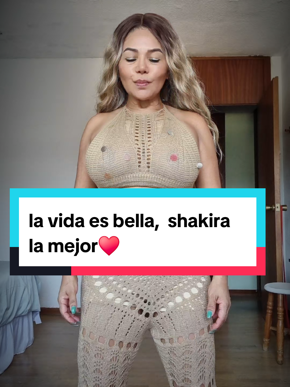 @LAVIDAESBELLA 🥂💃