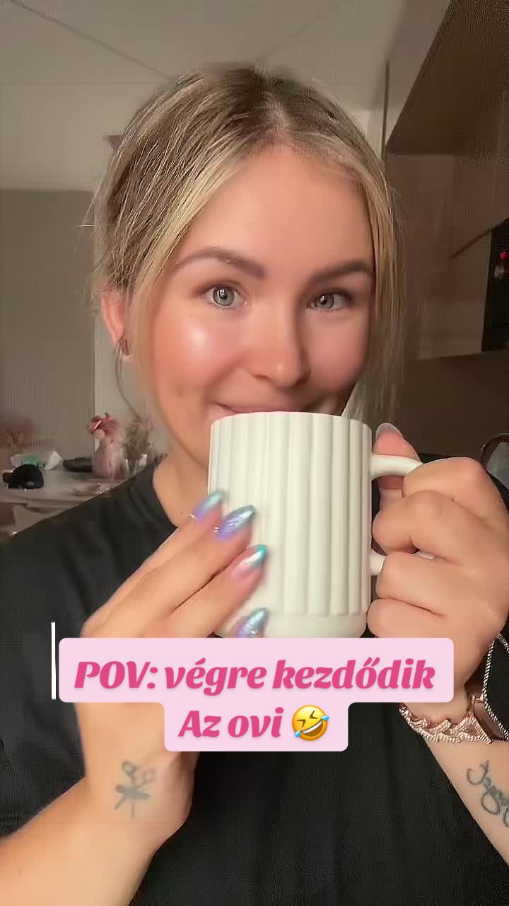 @Renike Tomcsik | 💇🏼♀️💄&🏡