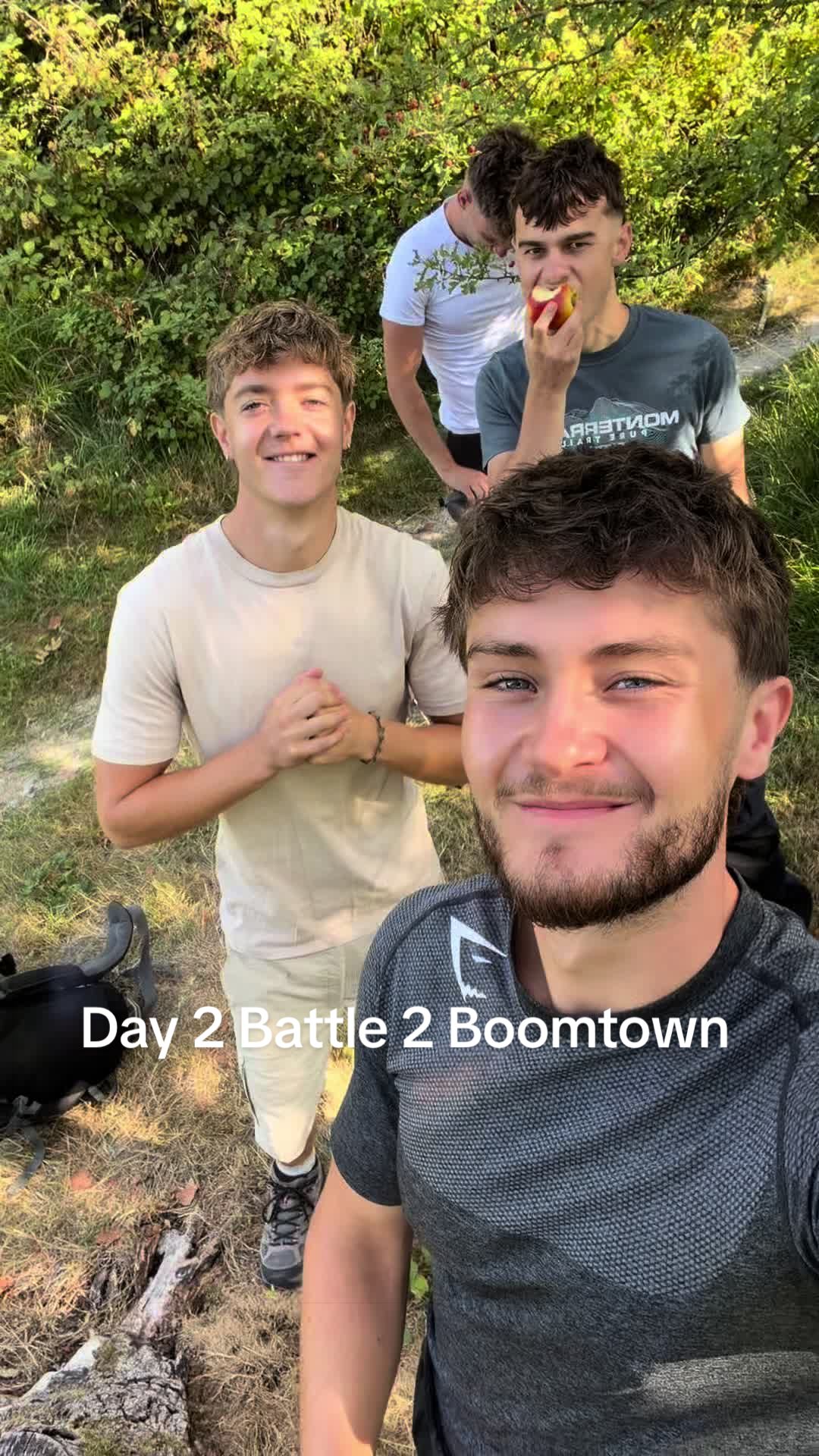 @Scruff_brotherss