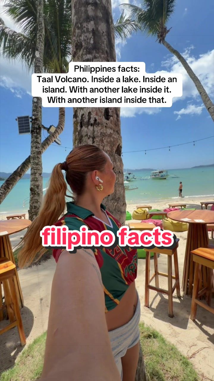 @naomi 🤍 | tropical viking 🐚