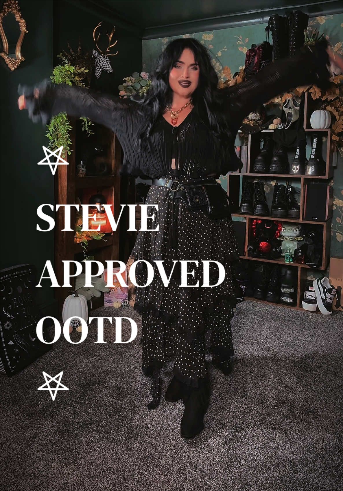 @⋆☾ℭ𝔥𝔞𝔯𝔩𝔢𝔫𝔢☽⋆