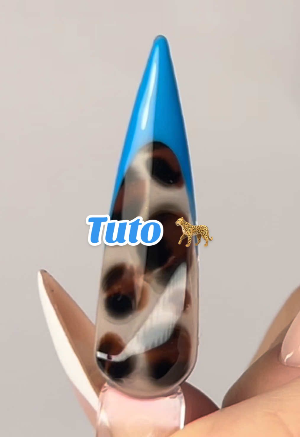 @Nininails
