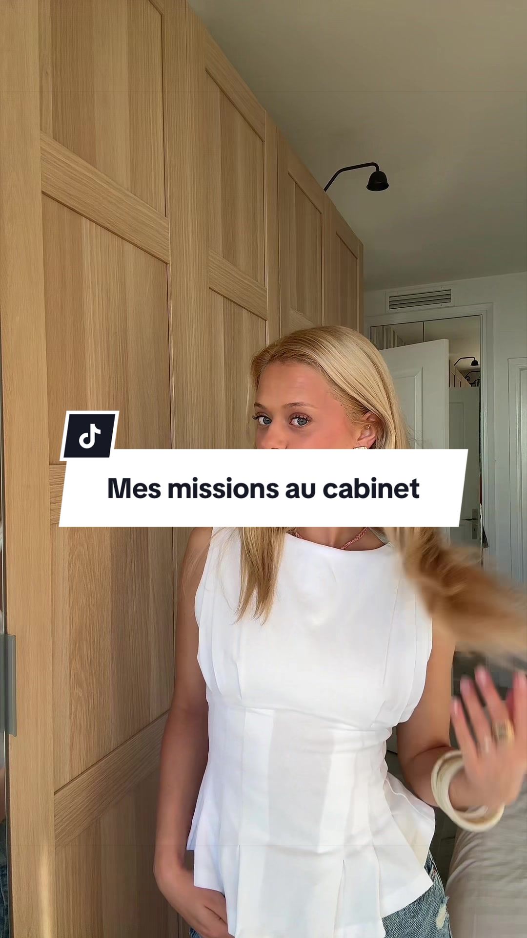 @leoniepapilloon